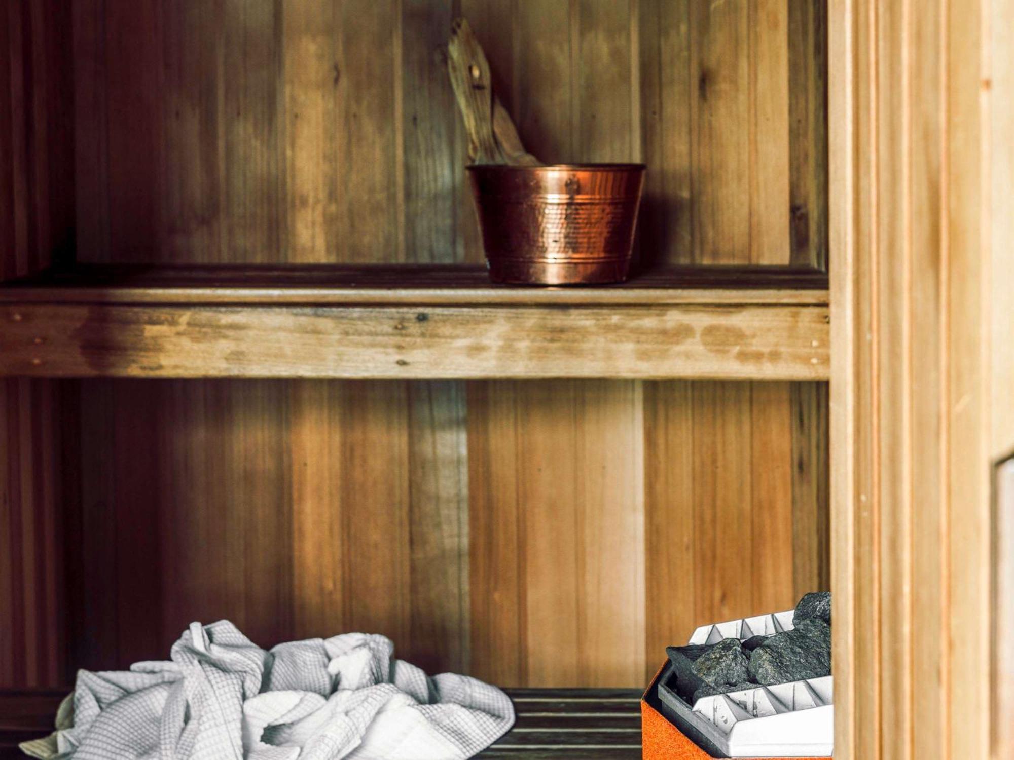เดอะโคโม เมลเบิร์น - เอ็มแกลเลอรี Hotel ภายนอก รูปภาพ Sauna accessories